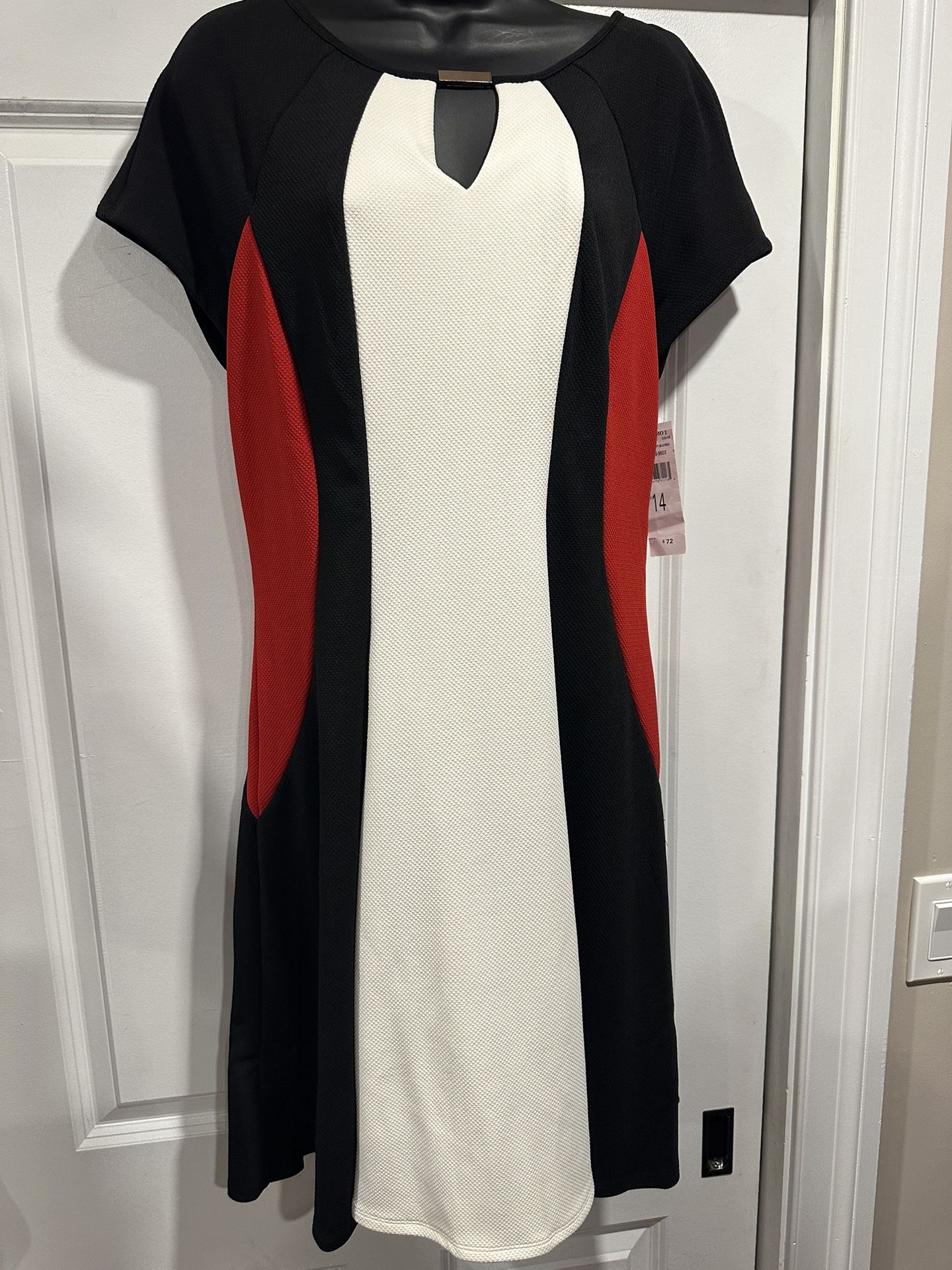 Modern Colorblock Sheath Dress - Size 14