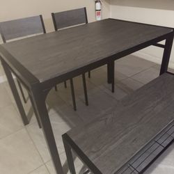 Table/ Mesa 