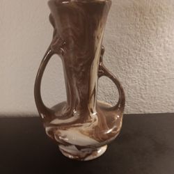 GORGEOUS Art Studio Drip Glaze Pottery 8" Dual Handle Vase.
