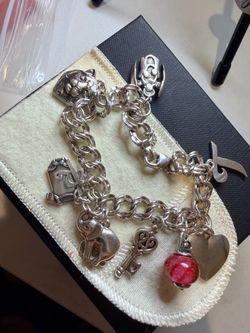 James Avery