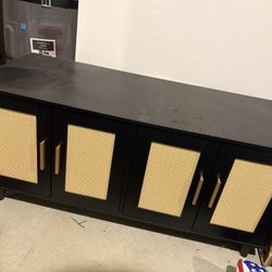 Cat Litter Enclosure $10