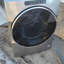 Electric dryer . Digital panel