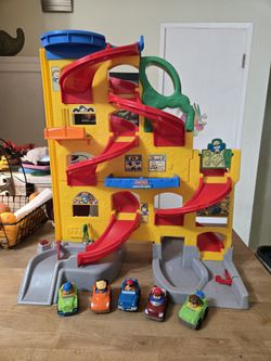 Fisher-Price Little Tikes Wheelies Stand & Play