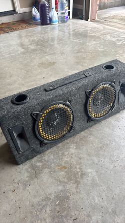 Speaker box