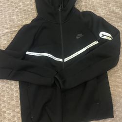 100% Authentic Nike Tech Reflective