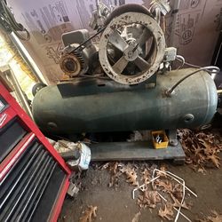 100 gallon air compressor