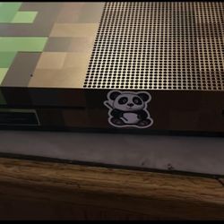 Minecraft Xbox One S (150 Or Best Offer)