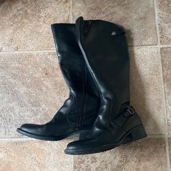 Women’s Born Boots