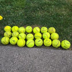 (22) USED 12" USA/ASA SOFTBALLS IN GOOD CONDITION worth protac syco hot dot 