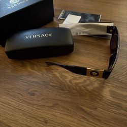 Men’s Versace Sunglasses ( brand new)