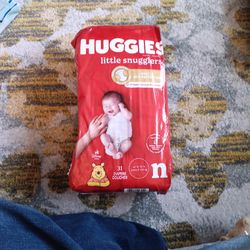 Huggies DiapersN /Wipes 168