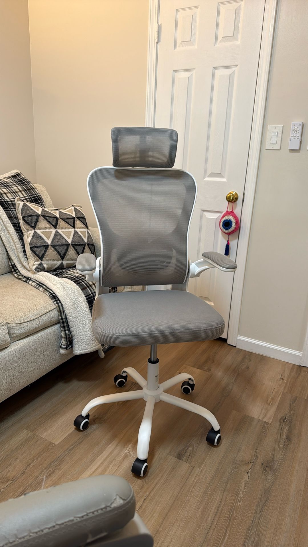 Brand New Rolling Desk Chair
