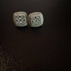 Moissanite men’s earrings