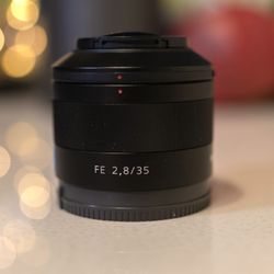 Sony Zeiss 35mm F2.8