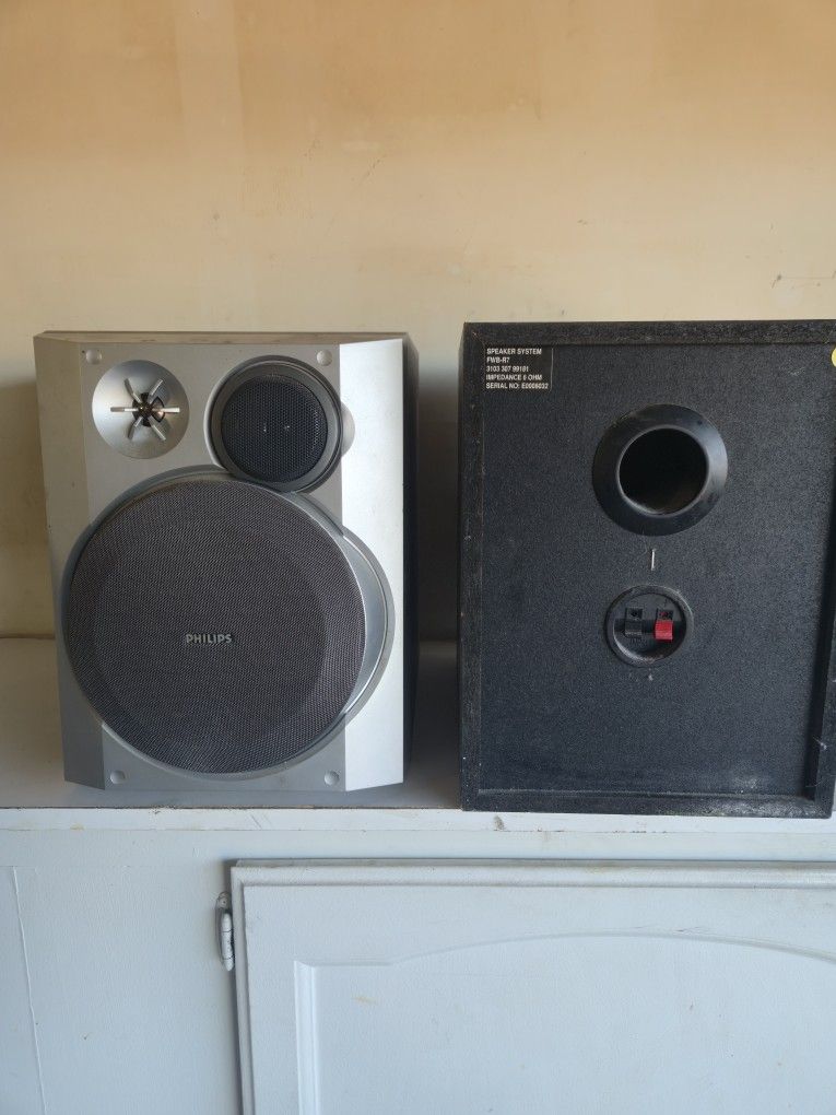 Philips FWB-R7 3-Way Bookshelf Speakers (Pair) - 6 Ohm, rear-ported