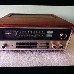 McIntosh Stereo Receiver Solid State Model 1900 Vintage 1979 With Wood Case