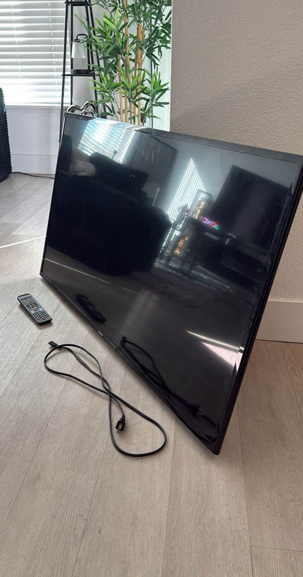 55 Inch Samsung TV with Remote 