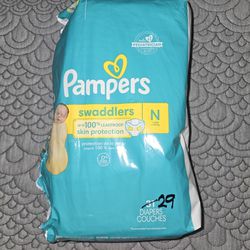 Pampers Swaddlers 82 Total