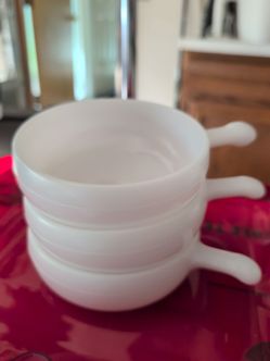 Round soup bowls vintage 3 pcs