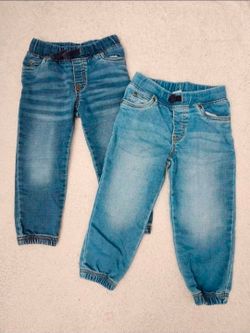 ✅️ Toddler Boy 2pc Carter's Waitband Jeans• Size 3T• Great Condition• $15firm
