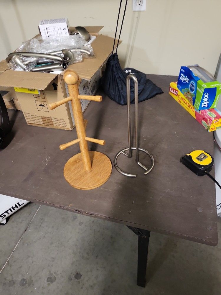 Mug/cup Holder Tree And Paper Towel Roll Holder