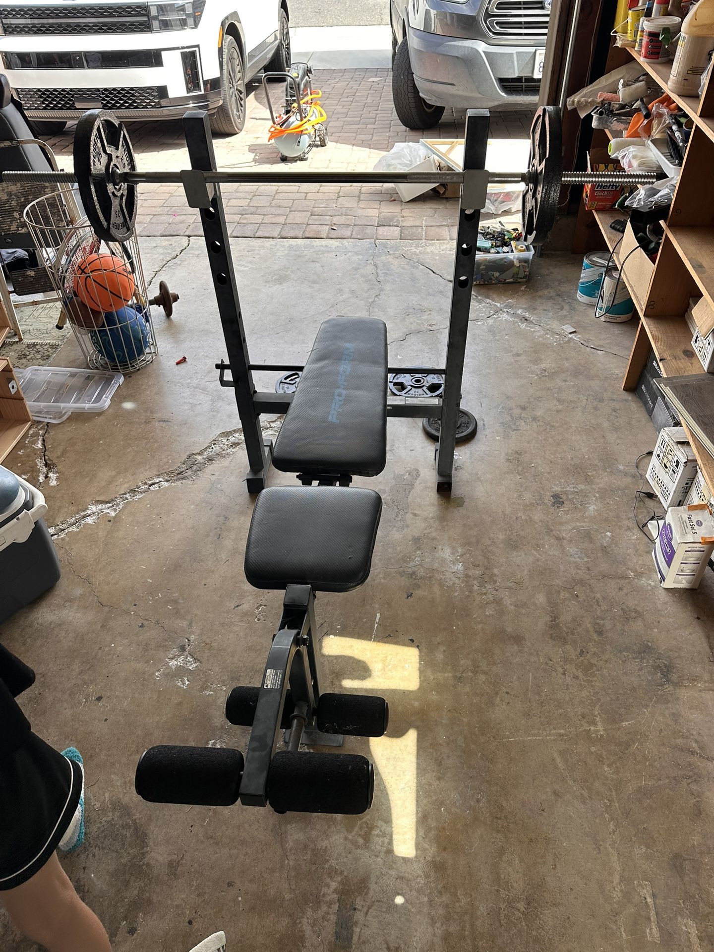 FREE weight Bench And Weights