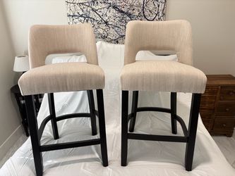 Island / Breakfast Bar Seats (2)