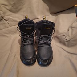 Size 6 Black Dr.Martens Airwair
