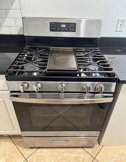 Gas stove