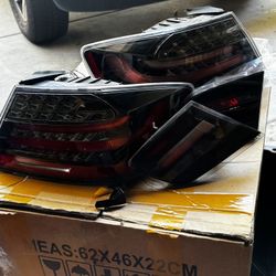 E92 Black line taillights 