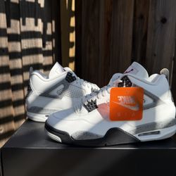 Jordan 4 retro “white cement” 10M