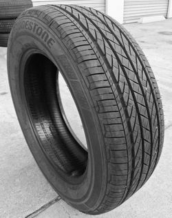 235/60/18 USED TIRE (MOBILE UNTIL 10PM)