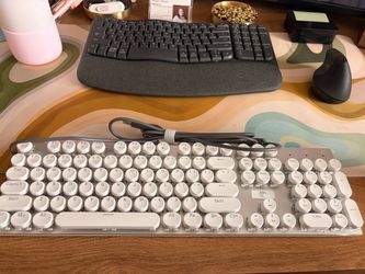 Retro Typewriter-Style Mechanical Keyboard