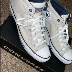 $80 Converse Shows Size 11 