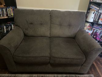 Nebraska Furniture Couch
