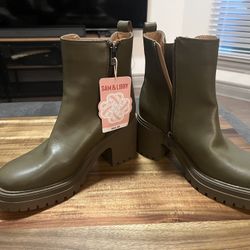 Women’s boots