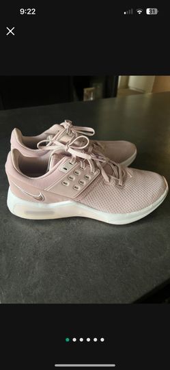 Women’s Nike Air Light Pink Size 9.5