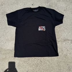 Black Travis Scott Astroworld Tour T-shirt size Large