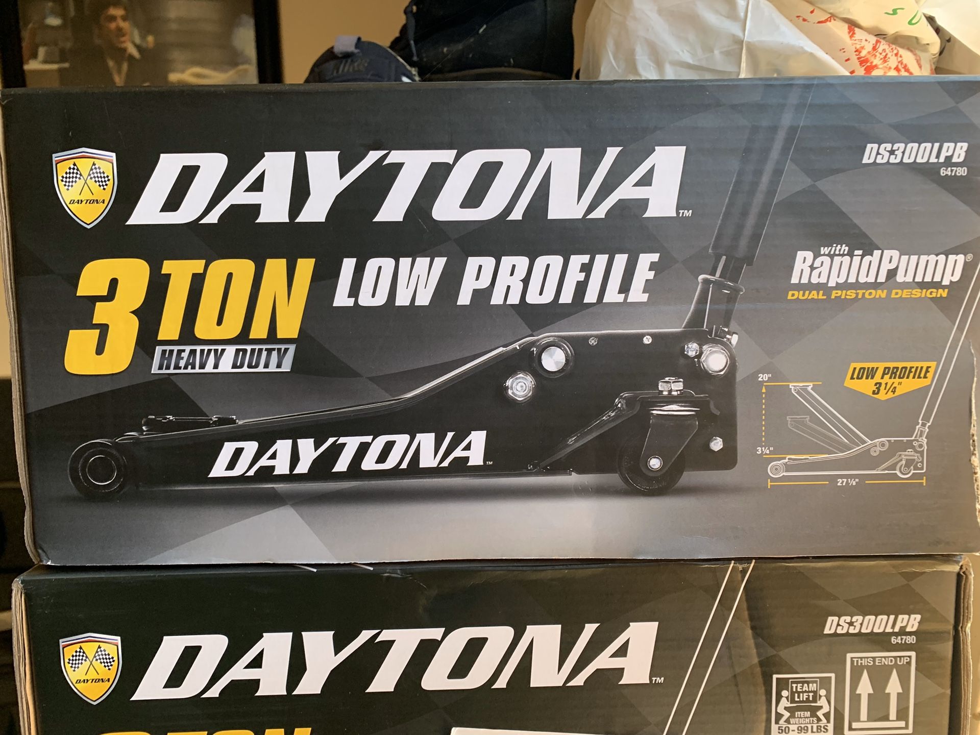 Daytona low pro jack 3 ton new $150