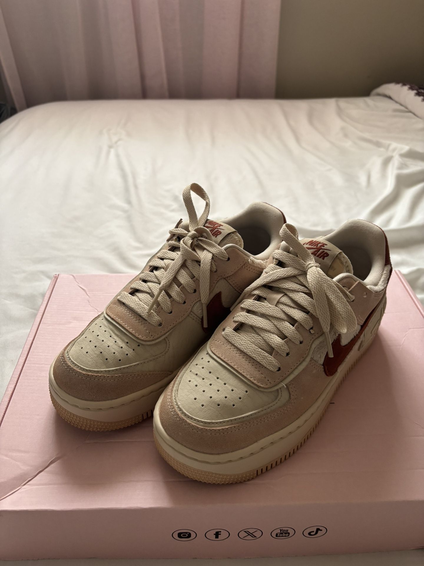 Nike women’s Size 6