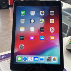 Great Condition IPad Air 2 (9.7) Unlocked, 16GB Storage, Comes With Charging Cable 