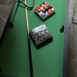3 feet small pool table