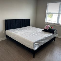 Full Size Memory Foam Mattress (Brand New)