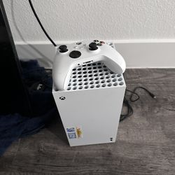 Xbox Series X Console and 3 Controllers