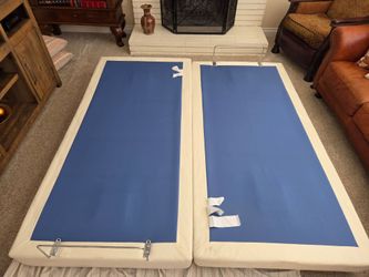 Temperpedic dual frame adjustable bed with remotes and matresses