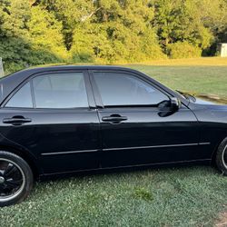 2003 Lexus IS