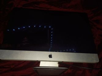 Apple iMac Desktop Computer