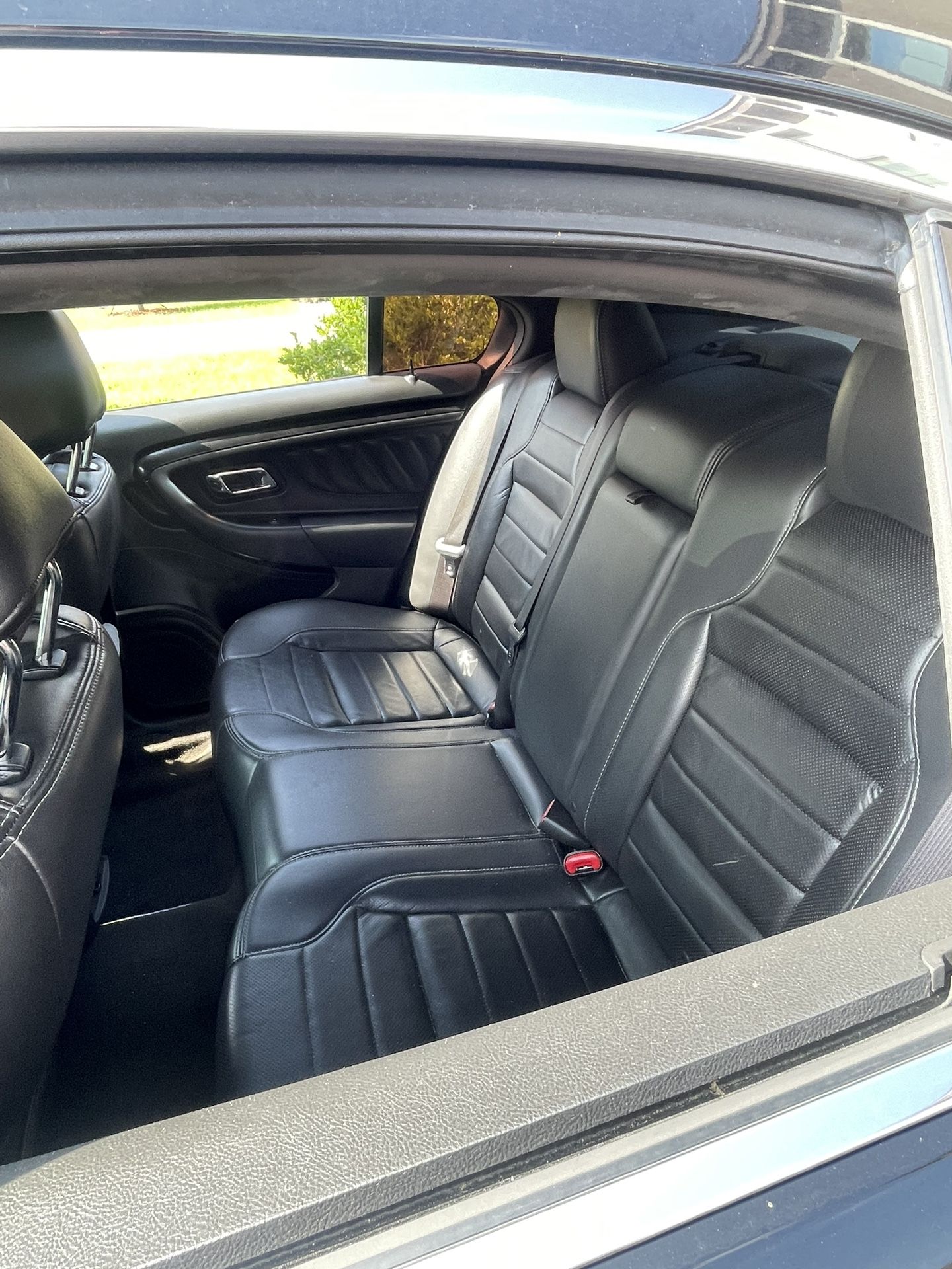 2016 Ford Taurus