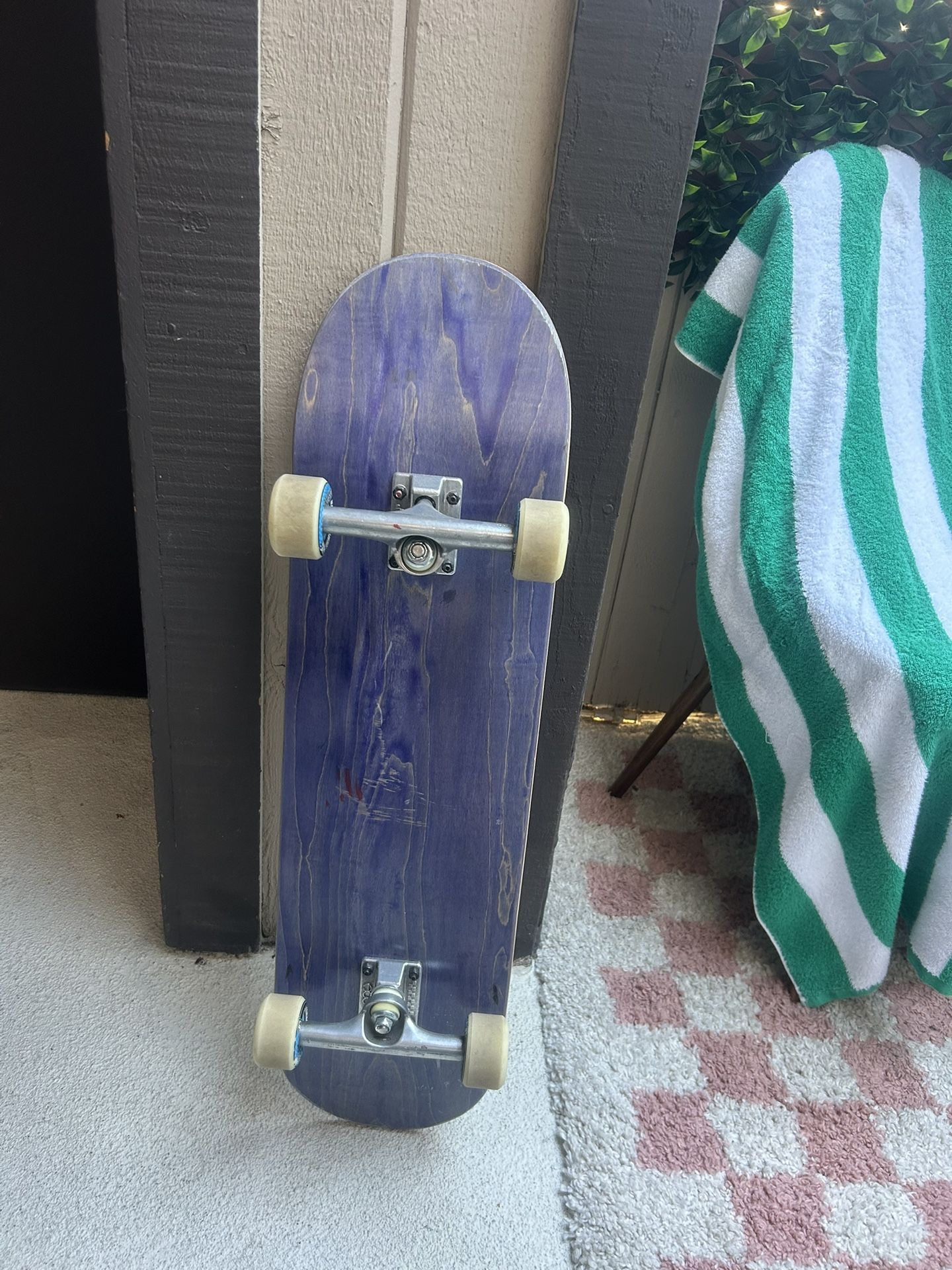 Complete skateboard