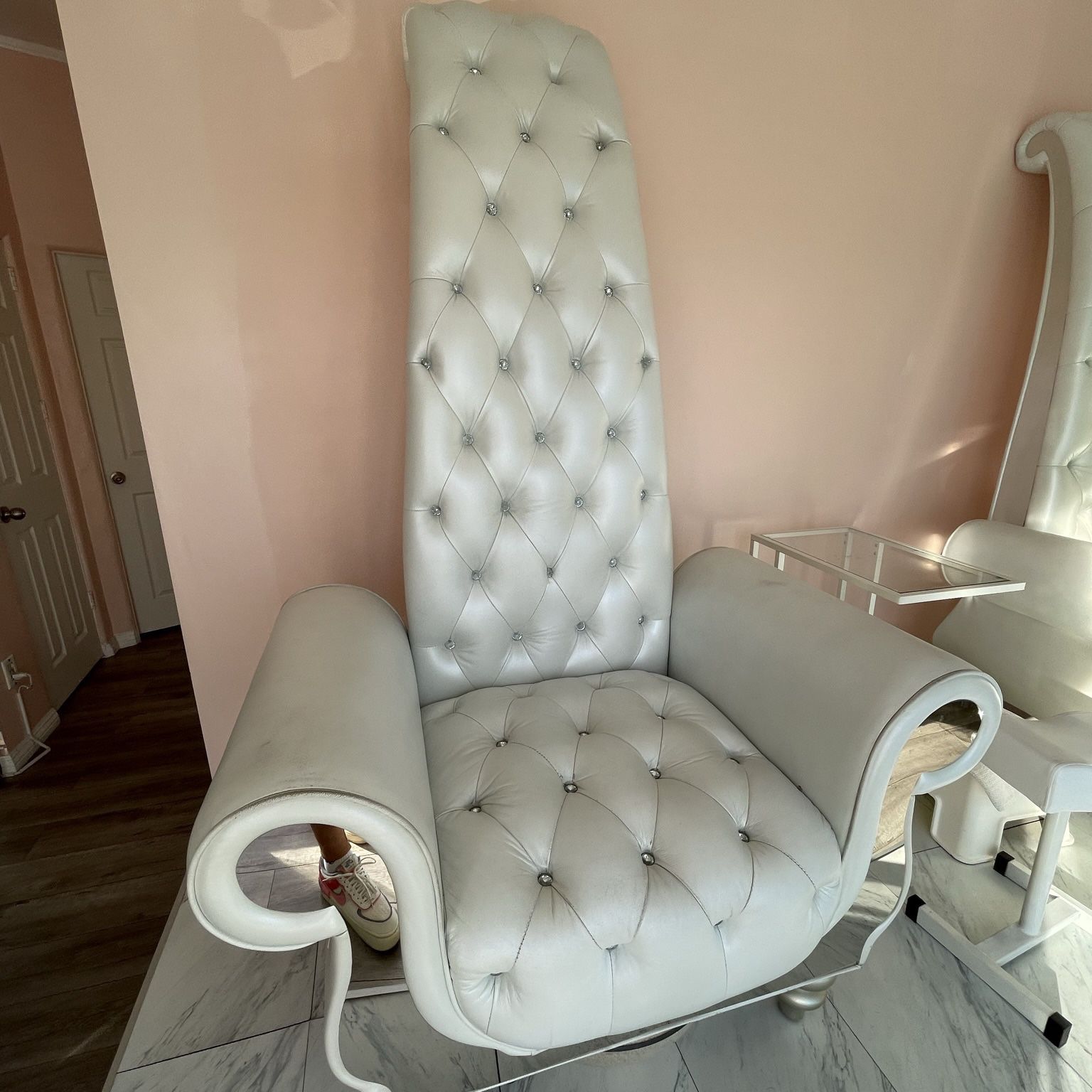 Pedicure Princess 2 Chairs Royal Quality $1000 For 2
